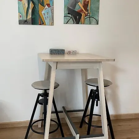 アパート Lovely 1-bd With Patio In Center *